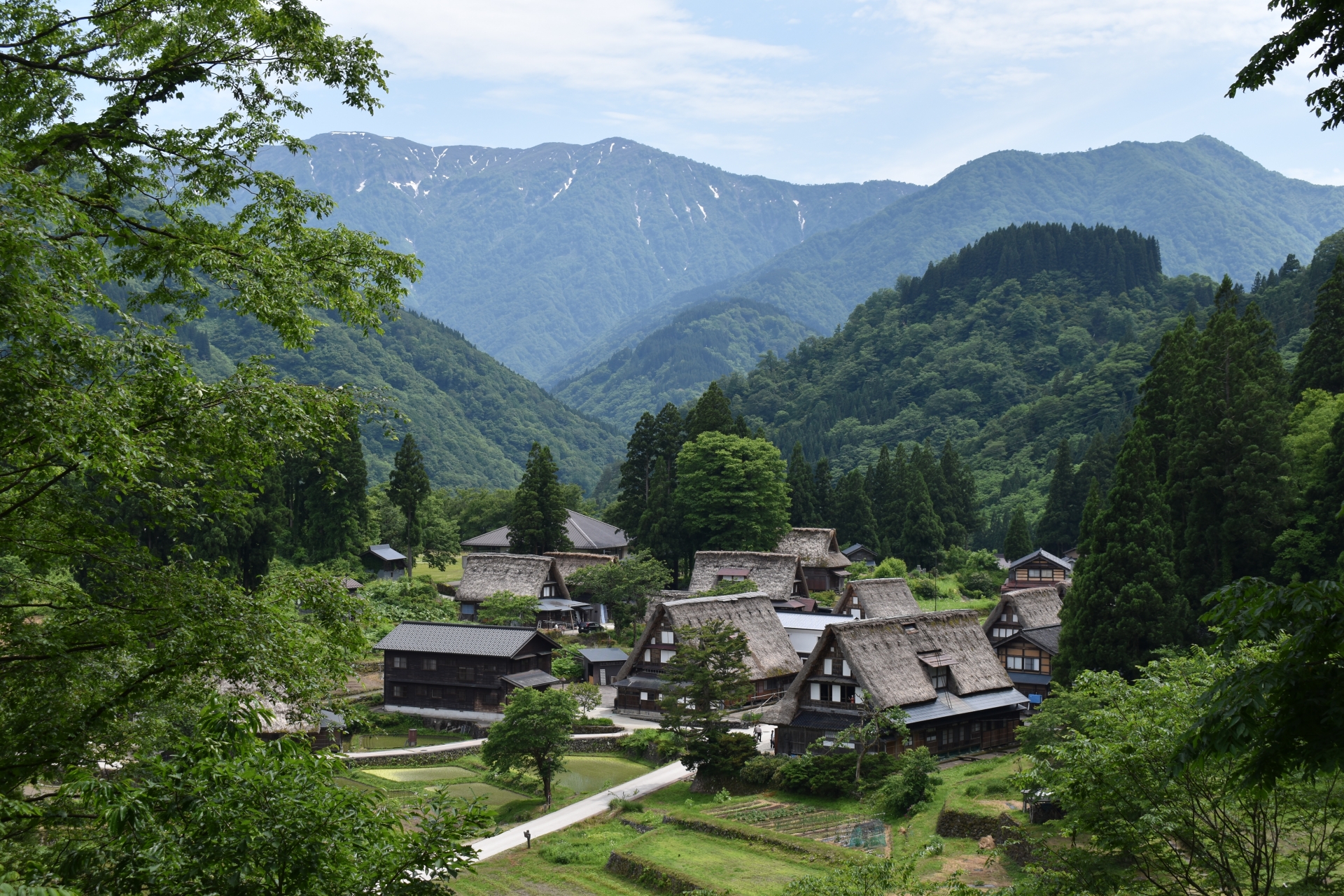 Ainokura Village