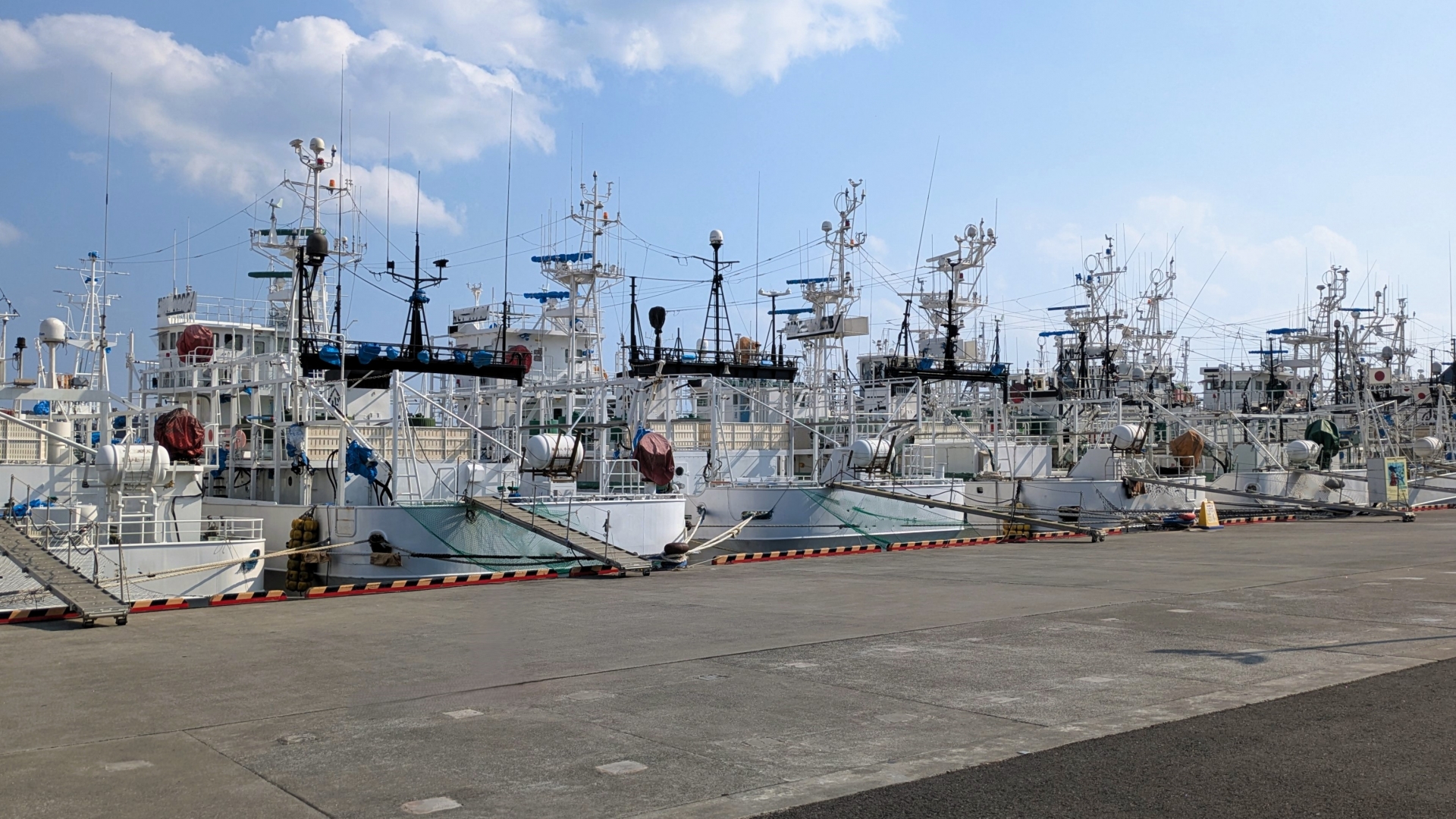 Ships at the Kesennuma port
