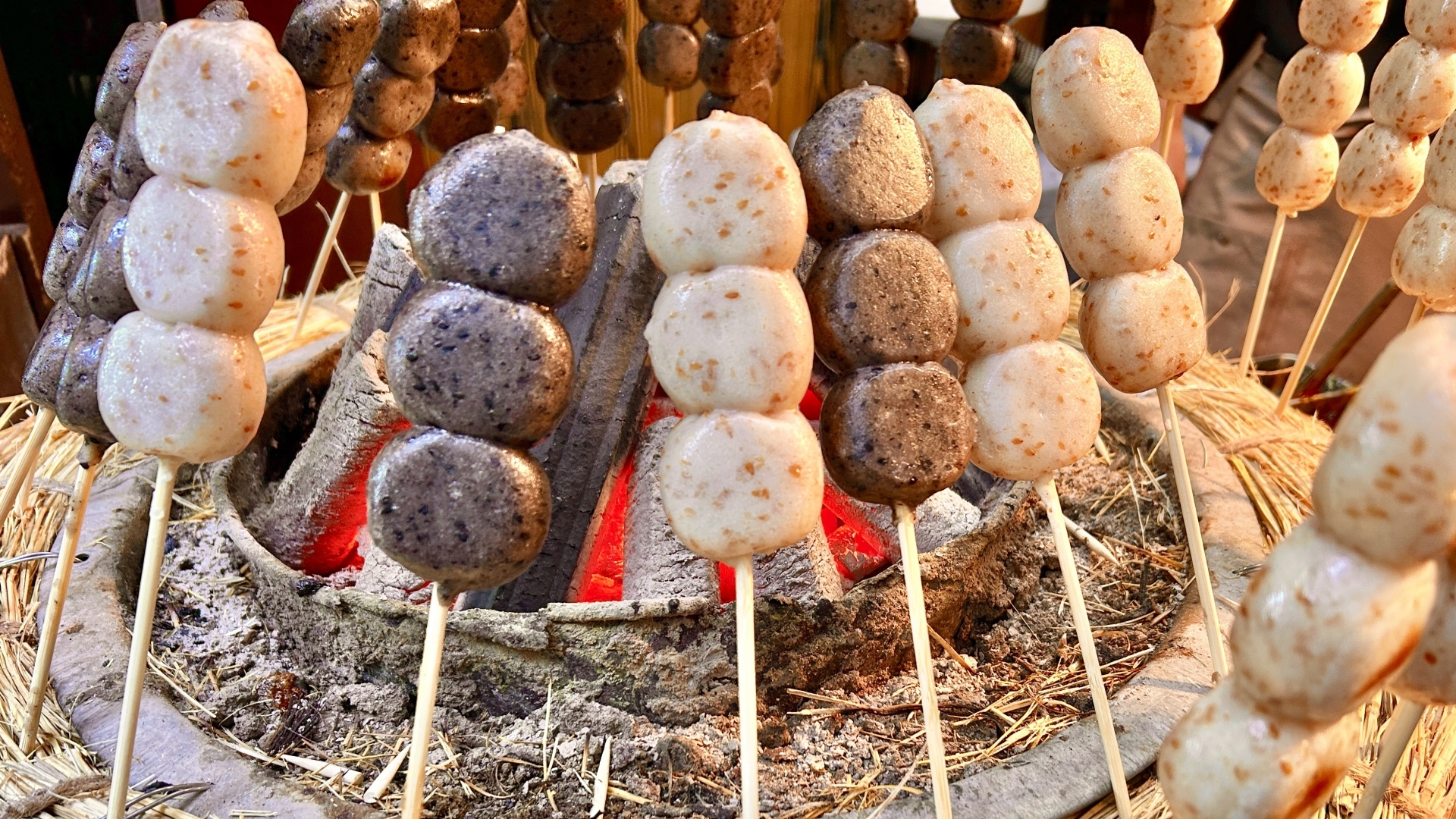 Goma-dango